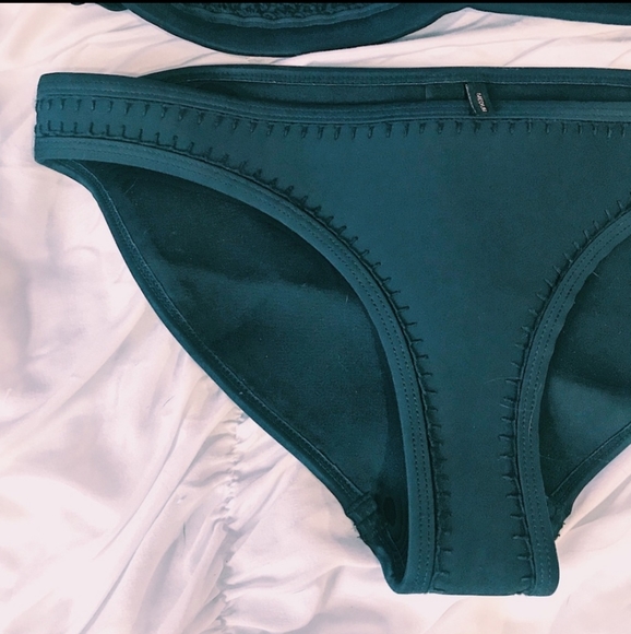 Triangl navy crochet triangle cut bikini - Picture 3 of 7